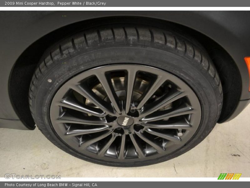 Pepper White / Black/Grey 2009 Mini Cooper Hardtop
