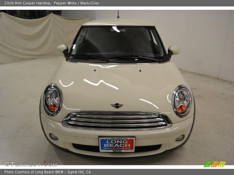 Pepper White / Black/Grey 2009 Mini Cooper Hardtop