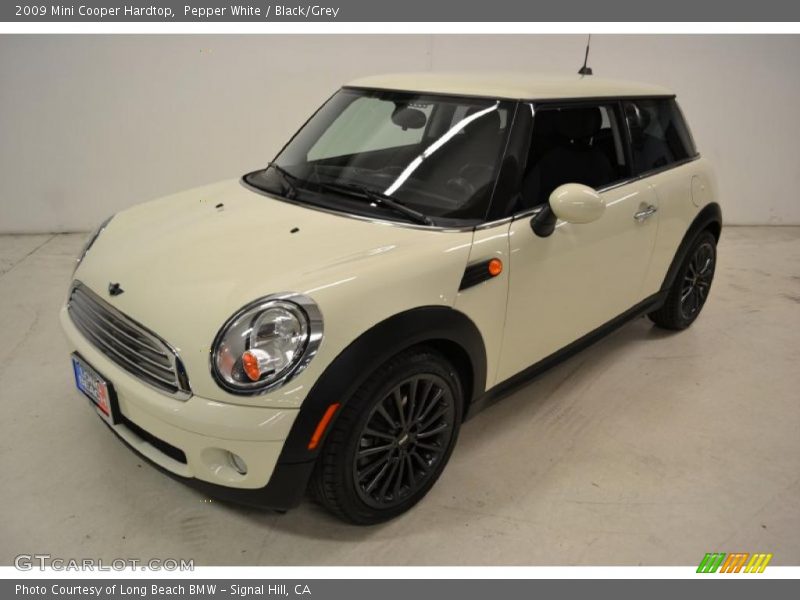 Pepper White / Black/Grey 2009 Mini Cooper Hardtop