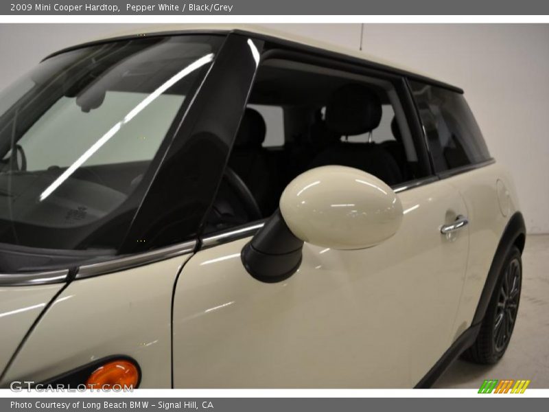Pepper White / Black/Grey 2009 Mini Cooper Hardtop
