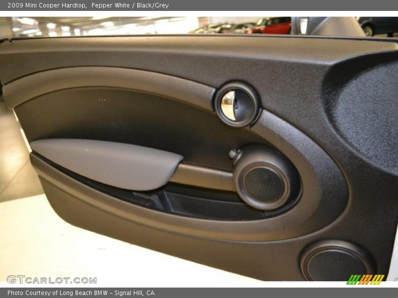 Pepper White / Black/Grey 2009 Mini Cooper Hardtop