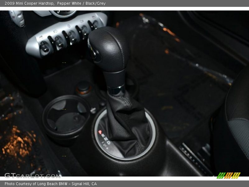 Pepper White / Black/Grey 2009 Mini Cooper Hardtop
