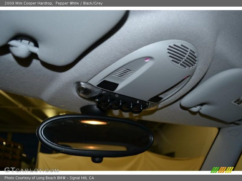 Pepper White / Black/Grey 2009 Mini Cooper Hardtop