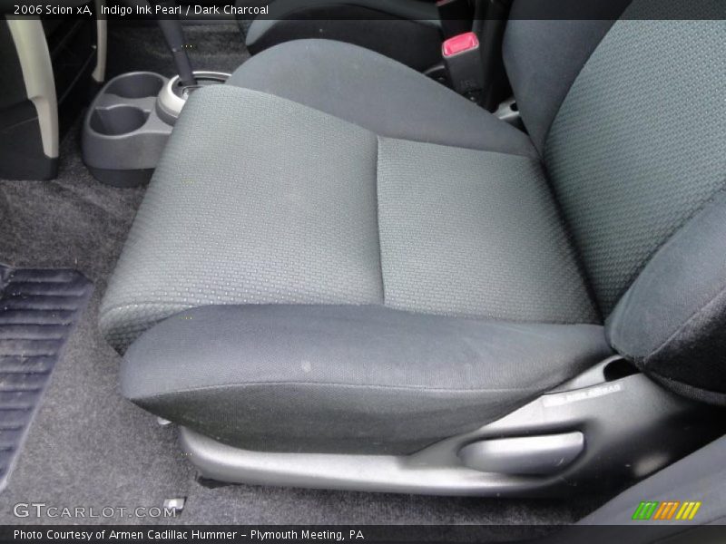 Indigo Ink Pearl / Dark Charcoal 2006 Scion xA