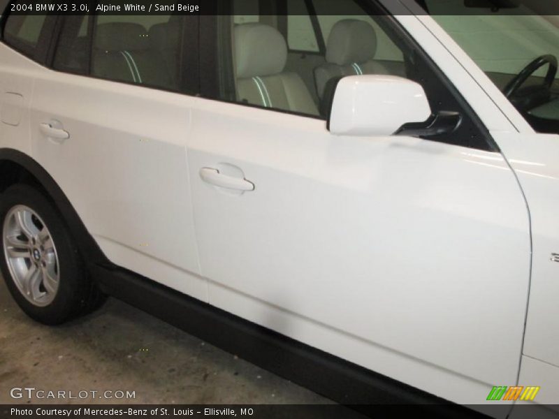 Alpine White / Sand Beige 2004 BMW X3 3.0i