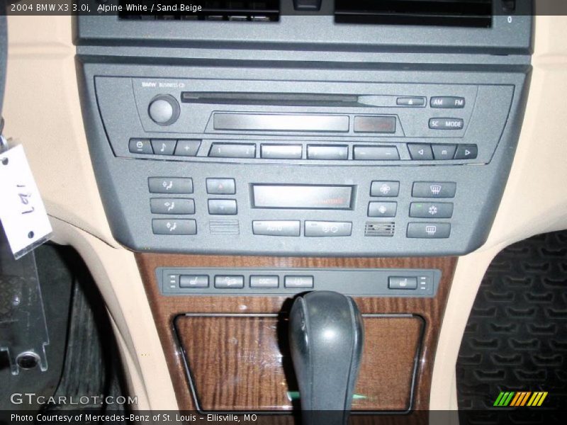Alpine White / Sand Beige 2004 BMW X3 3.0i