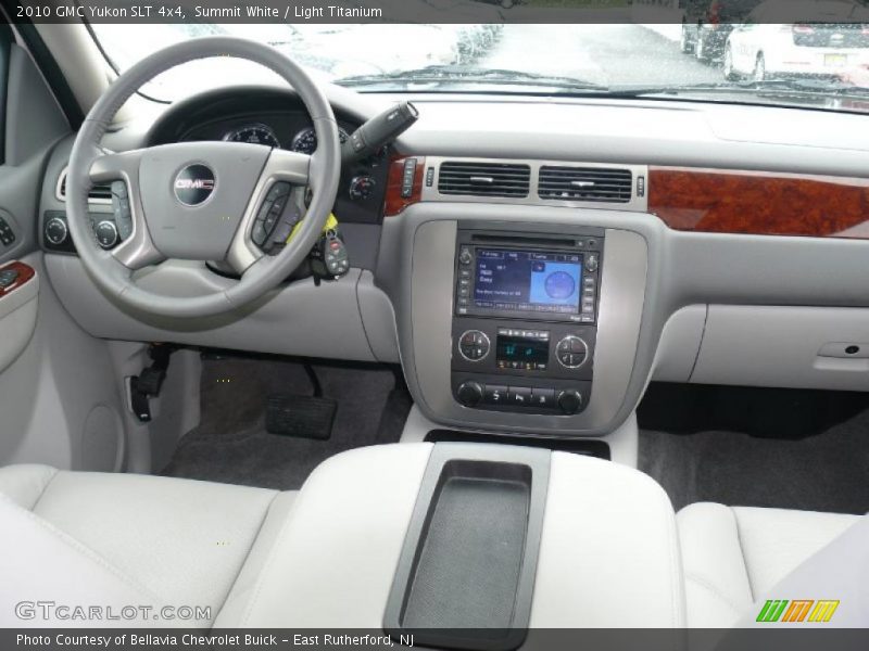 Summit White / Light Titanium 2010 GMC Yukon SLT 4x4