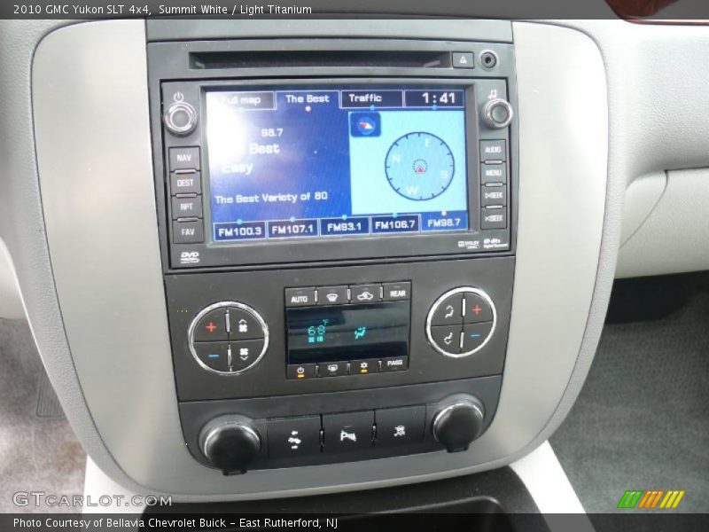 Summit White / Light Titanium 2010 GMC Yukon SLT 4x4