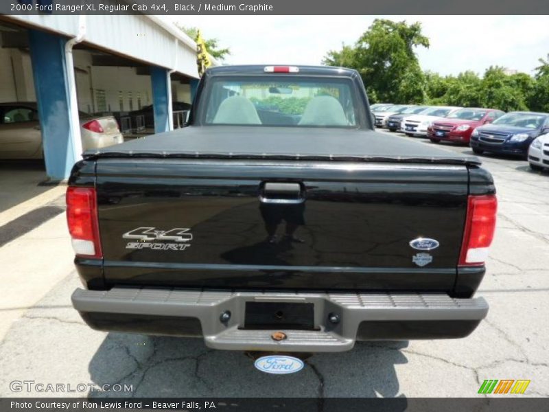 Black / Medium Graphite 2000 Ford Ranger XL Regular Cab 4x4