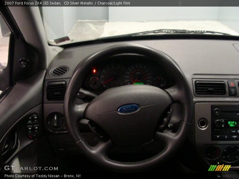 CD Silver Metallic / Charcoal/Light Flint 2007 Ford Focus ZX4 SES Sedan