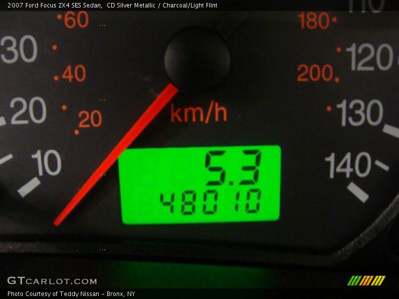 CD Silver Metallic / Charcoal/Light Flint 2007 Ford Focus ZX4 SES Sedan