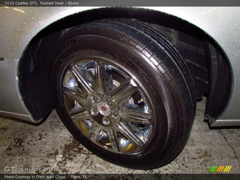 Radiant Silver / Ebony 2010 Cadillac DTS