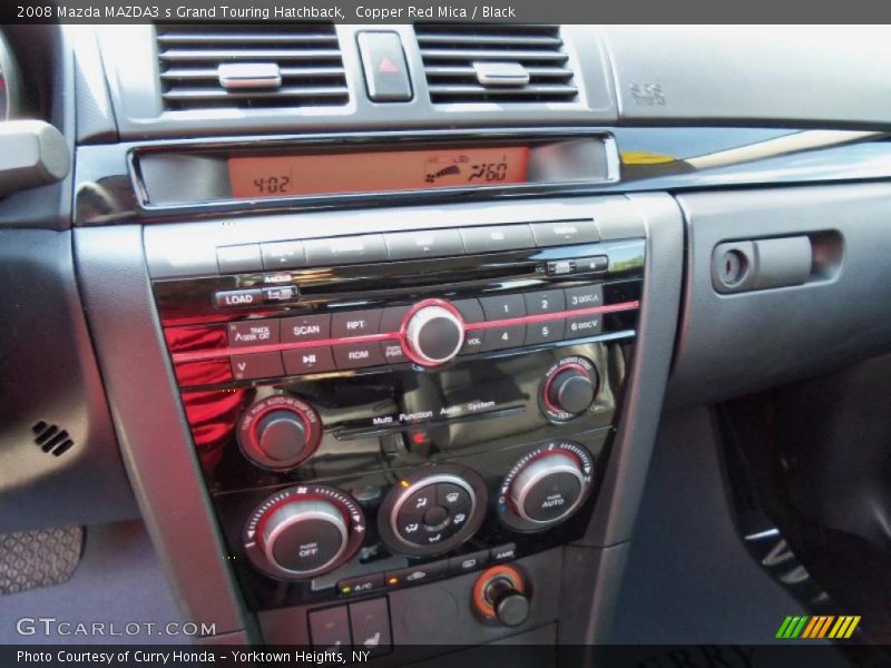 Controls of 2008 MAZDA3 s Grand Touring Hatchback