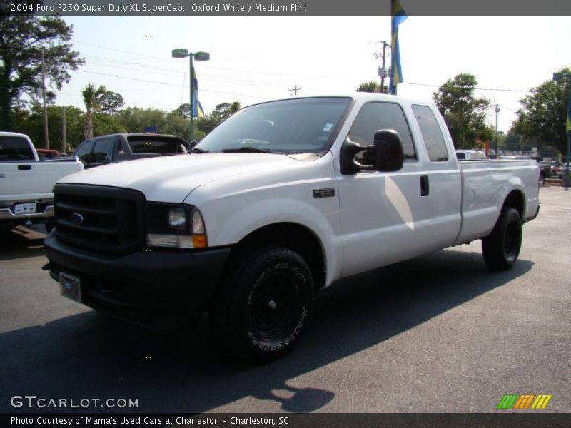 Oxford White / Medium Flint 2004 Ford F250 Super Duty XL SuperCab