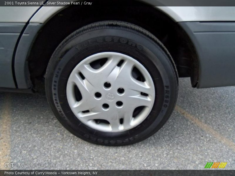 Silver Shadow Pearl / Gray 2001 Toyota Sienna LE