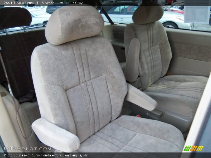 Silver Shadow Pearl / Gray 2001 Toyota Sienna LE