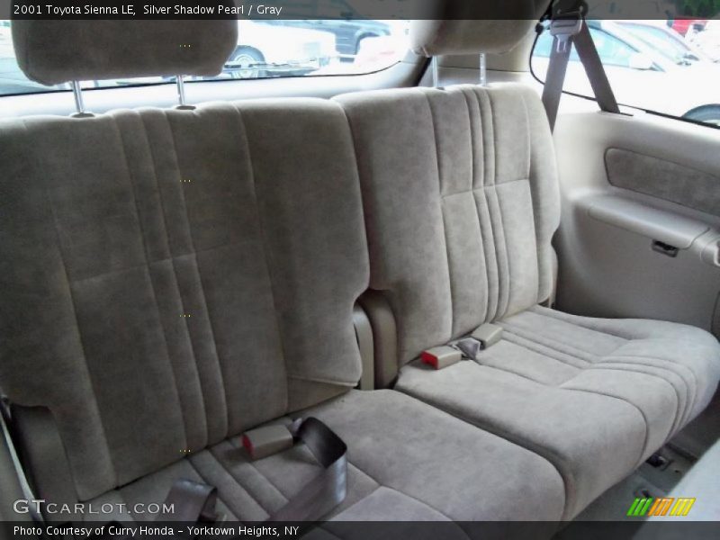 Silver Shadow Pearl / Gray 2001 Toyota Sienna LE