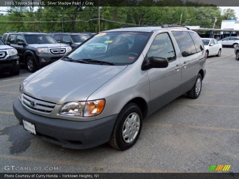 Silver Shadow Pearl / Gray 2001 Toyota Sienna LE