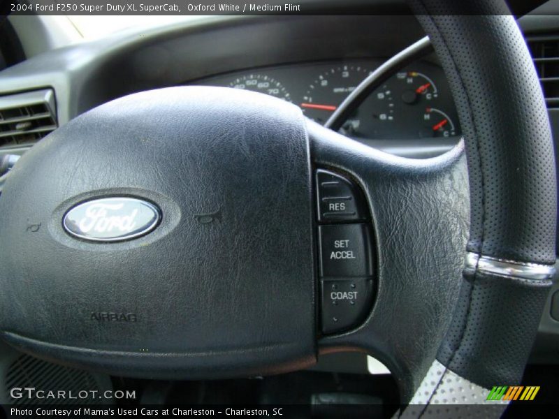 Oxford White / Medium Flint 2004 Ford F250 Super Duty XL SuperCab