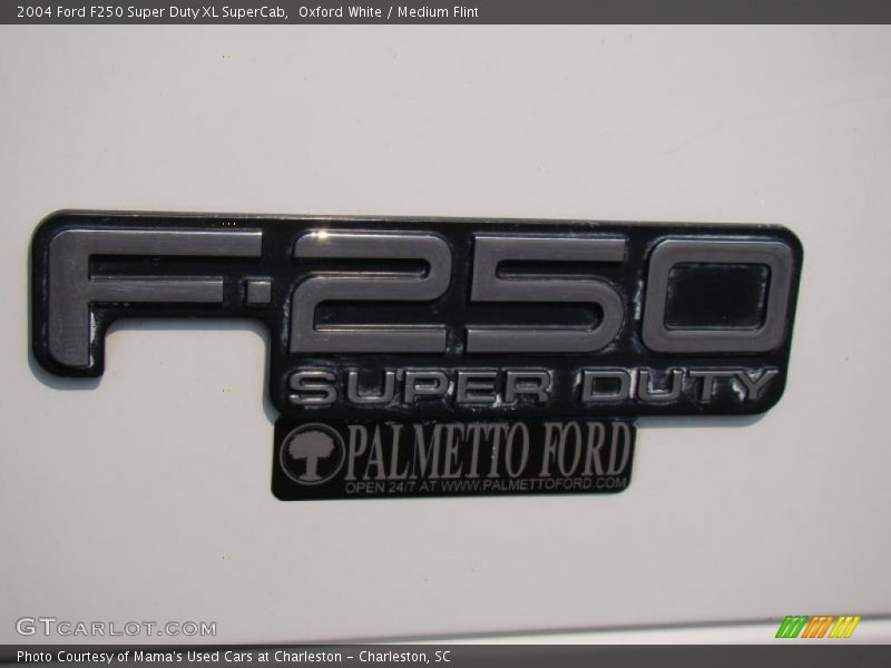 Oxford White / Medium Flint 2004 Ford F250 Super Duty XL SuperCab