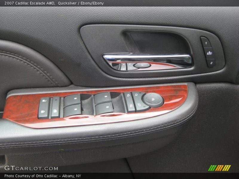 Quicksilver / Ebony/Ebony 2007 Cadillac Escalade AWD