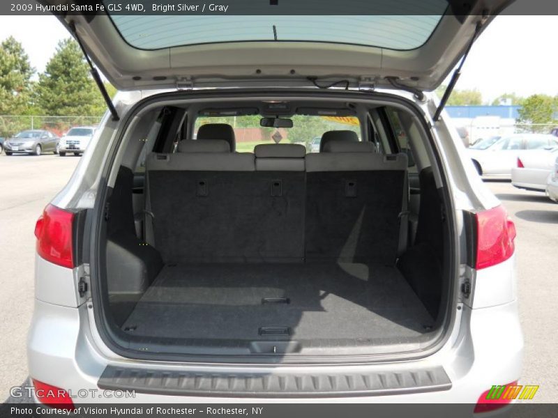 Bright Silver / Gray 2009 Hyundai Santa Fe GLS 4WD