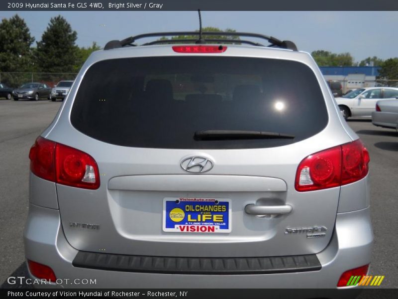 Bright Silver / Gray 2009 Hyundai Santa Fe GLS 4WD