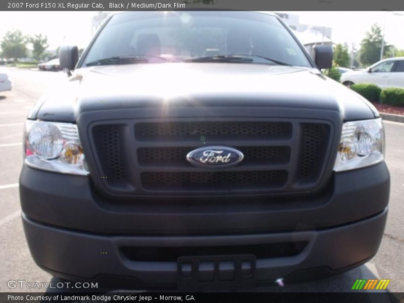 Black / Medium/Dark Flint 2007 Ford F150 XL Regular Cab