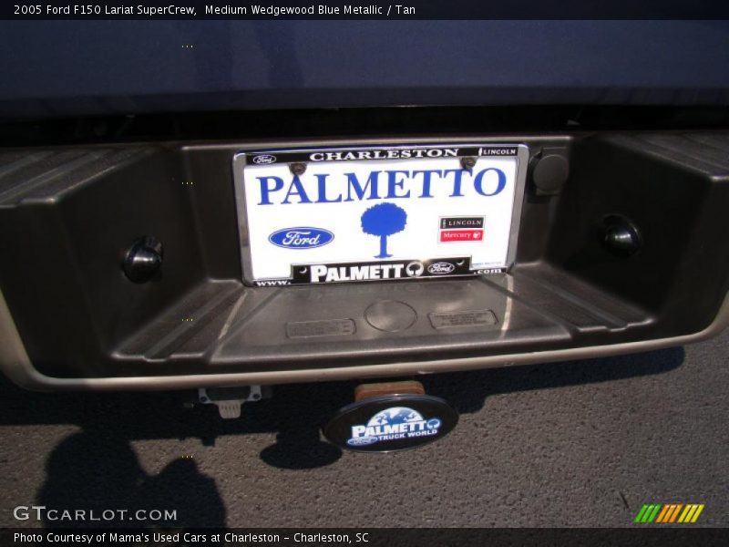 Medium Wedgewood Blue Metallic / Tan 2005 Ford F150 Lariat SuperCrew
