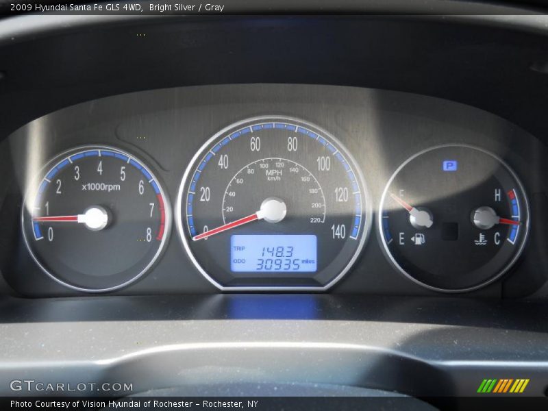 Bright Silver / Gray 2009 Hyundai Santa Fe GLS 4WD