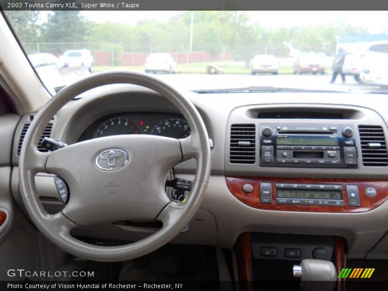 Super White / Taupe 2003 Toyota Camry XLE