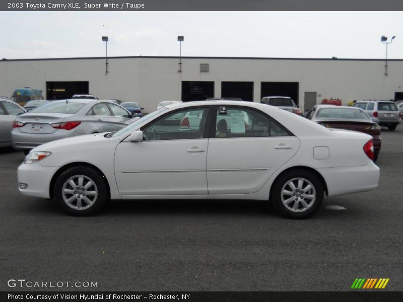 Super White / Taupe 2003 Toyota Camry XLE