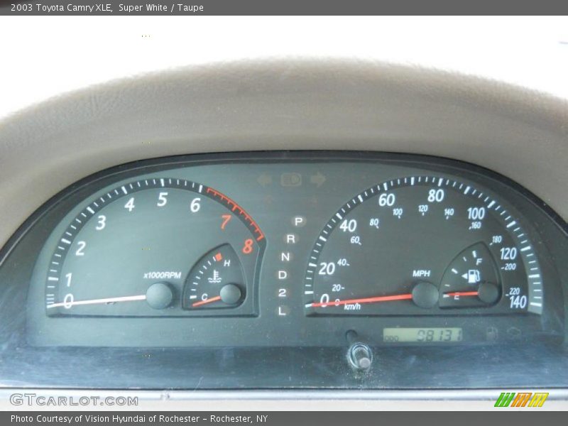 Super White / Taupe 2003 Toyota Camry XLE
