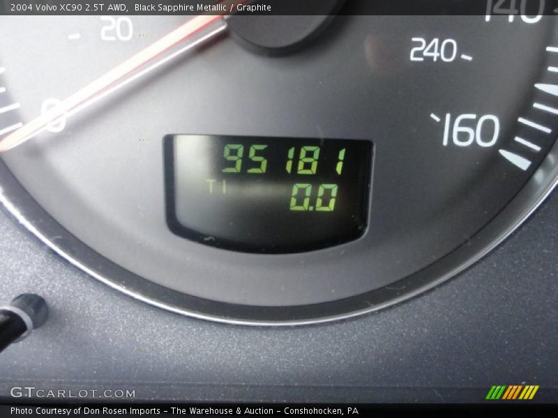Black Sapphire Metallic / Graphite 2004 Volvo XC90 2.5T AWD