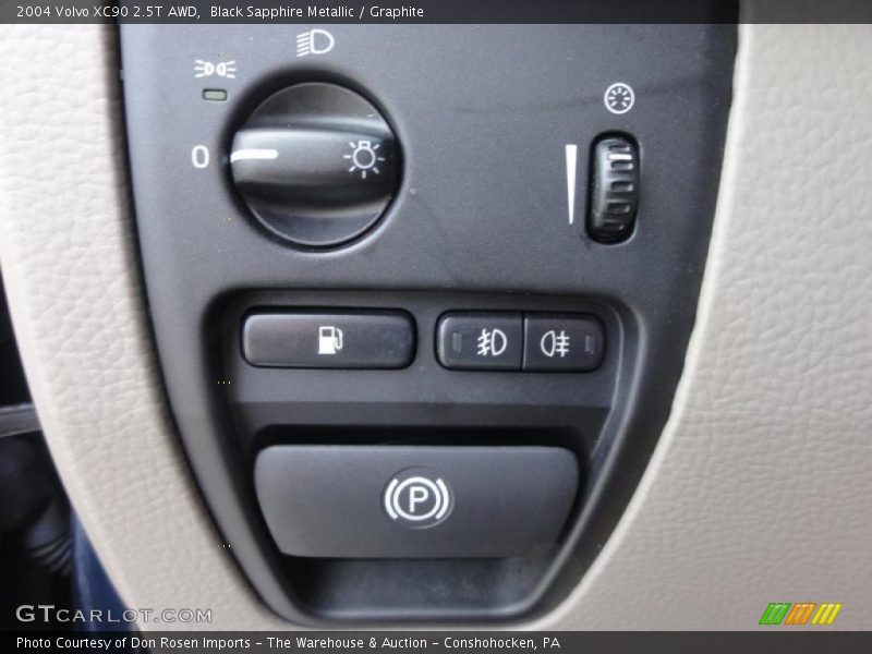 Controls of 2004 XC90 2.5T AWD