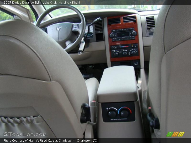 Light Khaki Metallic / Khaki 2005 Dodge Durango SLT
