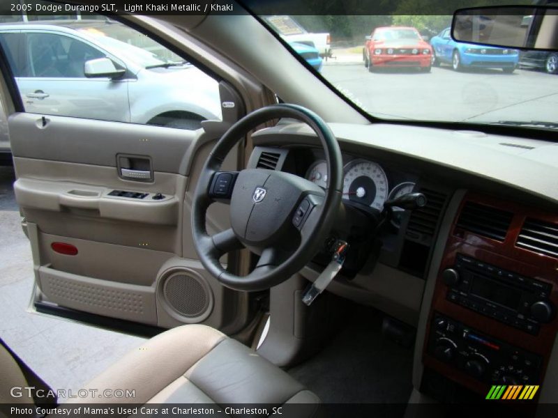 Light Khaki Metallic / Khaki 2005 Dodge Durango SLT