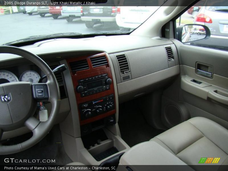 Light Khaki Metallic / Khaki 2005 Dodge Durango SLT