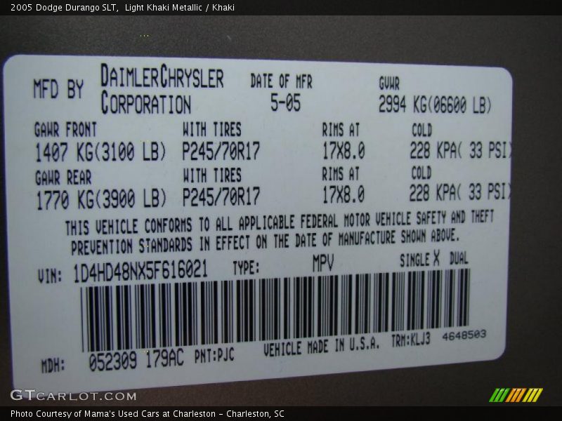Light Khaki Metallic / Khaki 2005 Dodge Durango SLT