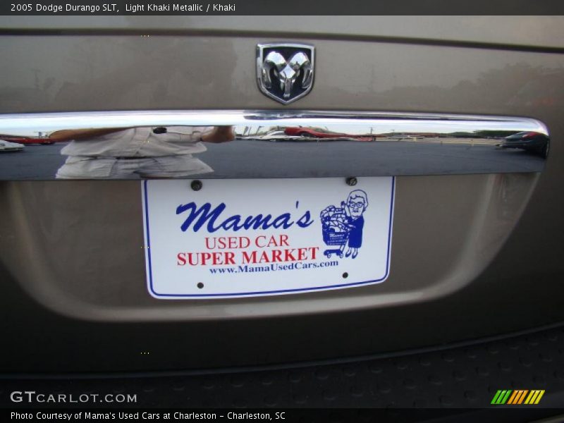 Light Khaki Metallic / Khaki 2005 Dodge Durango SLT