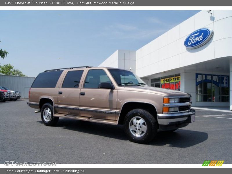 Light Autumnwood Metallic / Beige 1995 Chevrolet Suburban K1500 LT 4x4