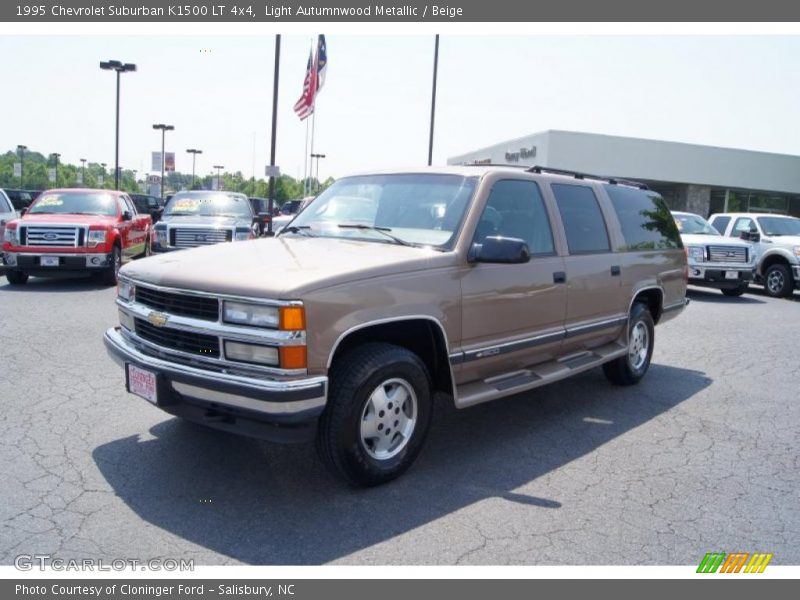 Light Autumnwood Metallic / Beige 1995 Chevrolet Suburban K1500 LT 4x4