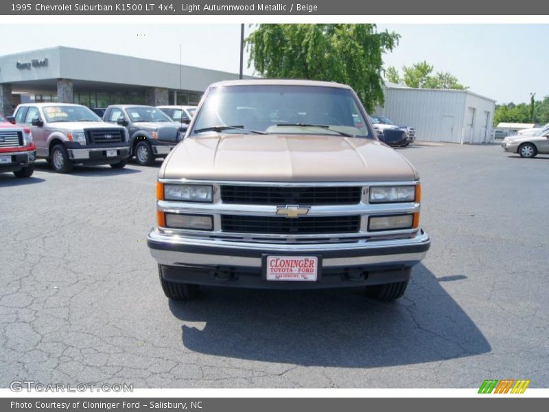 Light Autumnwood Metallic / Beige 1995 Chevrolet Suburban K1500 LT 4x4