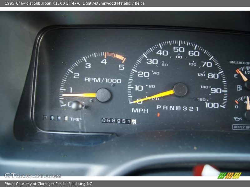 Light Autumnwood Metallic / Beige 1995 Chevrolet Suburban K1500 LT 4x4
