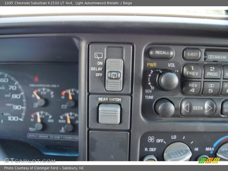 Controls of 1995 Suburban K1500 LT 4x4