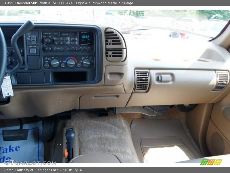 Light Autumnwood Metallic / Beige 1995 Chevrolet Suburban K1500 LT 4x4