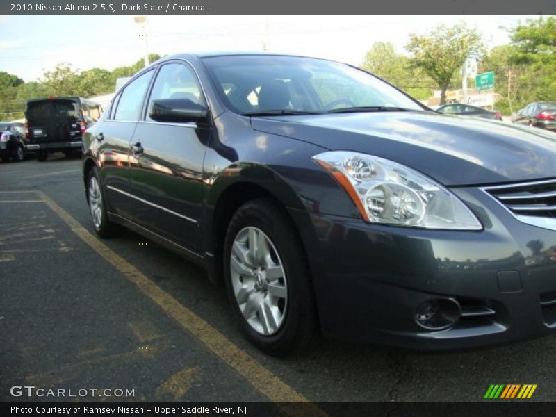 Dark Slate / Charcoal 2010 Nissan Altima 2.5 S