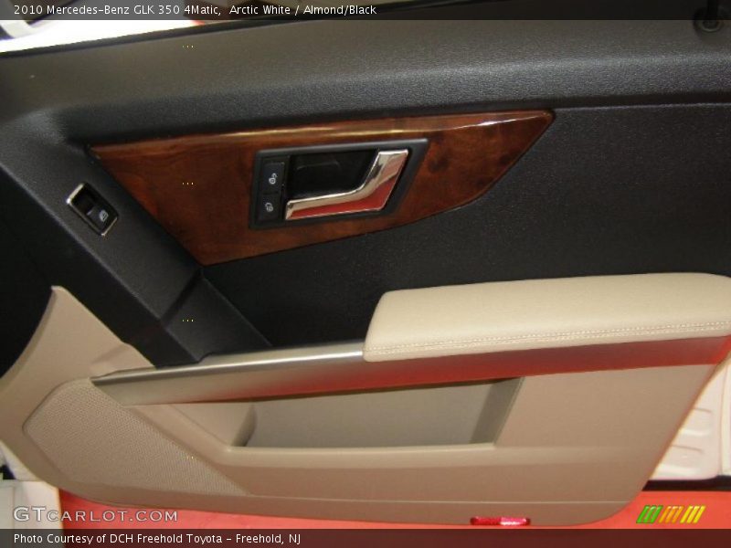 Arctic White / Almond/Black 2010 Mercedes-Benz GLK 350 4Matic