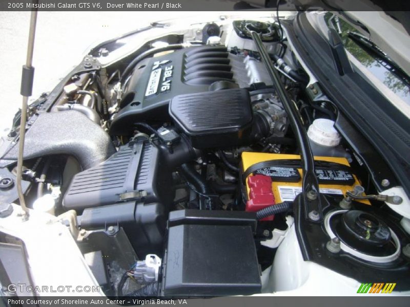 Dover White Pearl / Black 2005 Mitsubishi Galant GTS V6