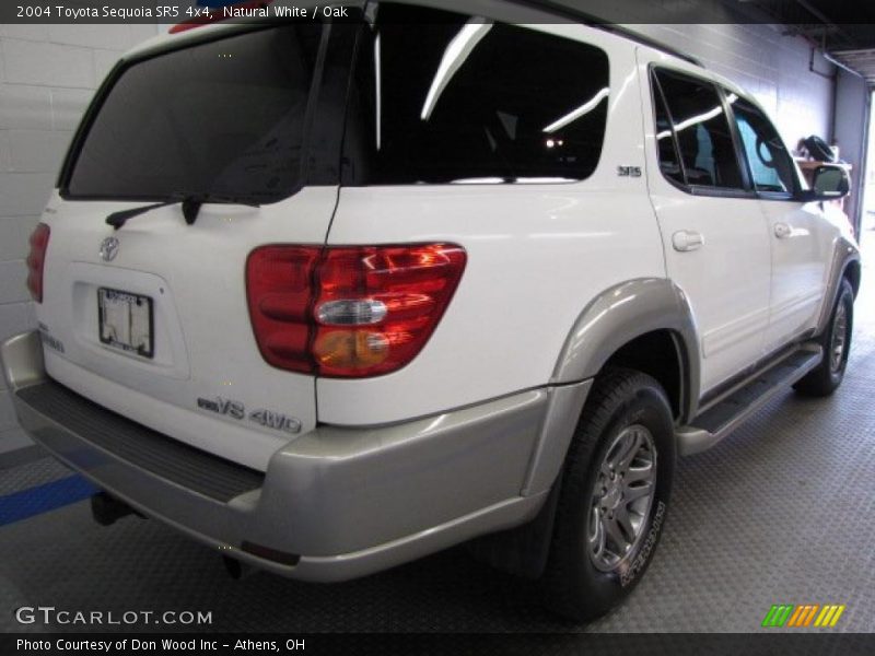 Natural White / Oak 2004 Toyota Sequoia SR5 4x4
